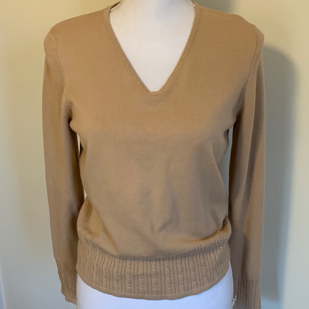 Casual Corner Annex v-neck